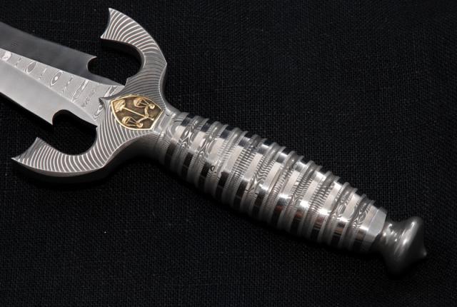 Schneider Friedrich - Medieval Damascus Art Dagger..jpg